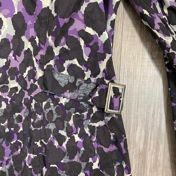 Chico’s Zenergy Women’s Medium Rain Jacket Purple Black Zip Up Lightweight - Picture 15 of 15